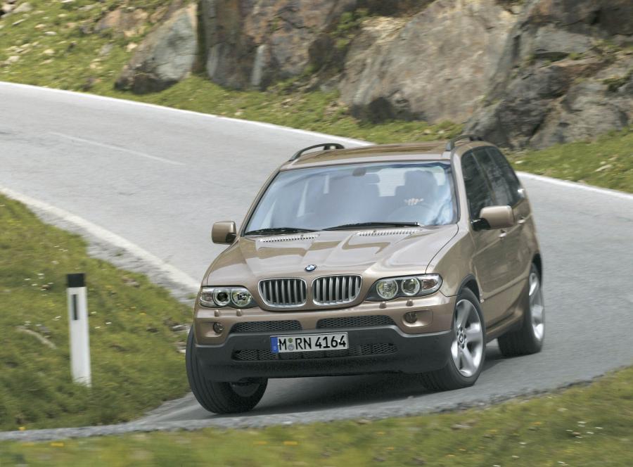  BMW X5 2004 года  (фото 32 из 45)